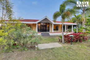 StayVista's The River Villa - Pet-Friendly Riverside Villa with Lawn & Bonfire